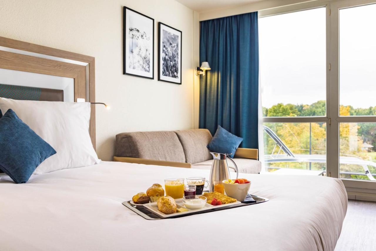 Novotel Senart Golf De Greenparc Saint-Pierre-du-Perray Buitenkant foto