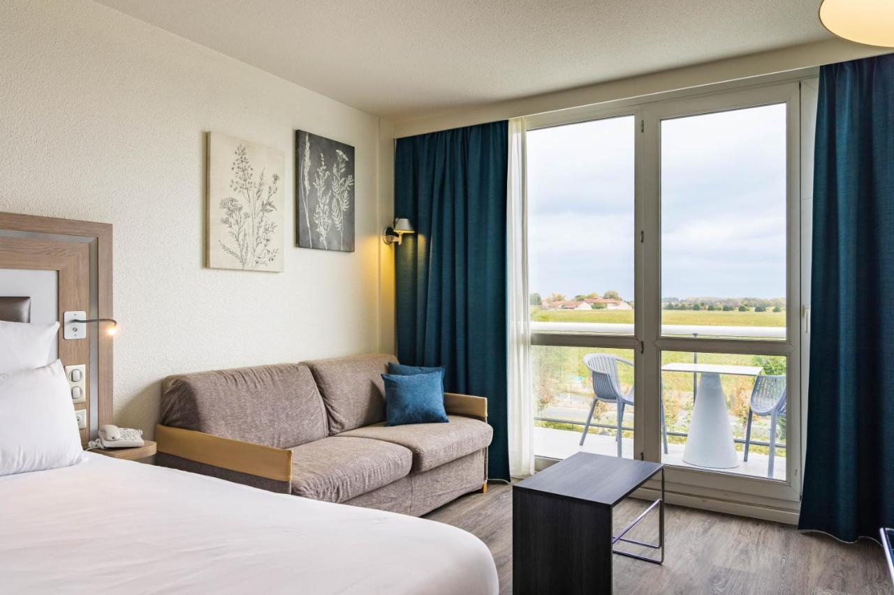 Novotel Senart Golf De Greenparc Saint-Pierre-du-Perray Buitenkant foto