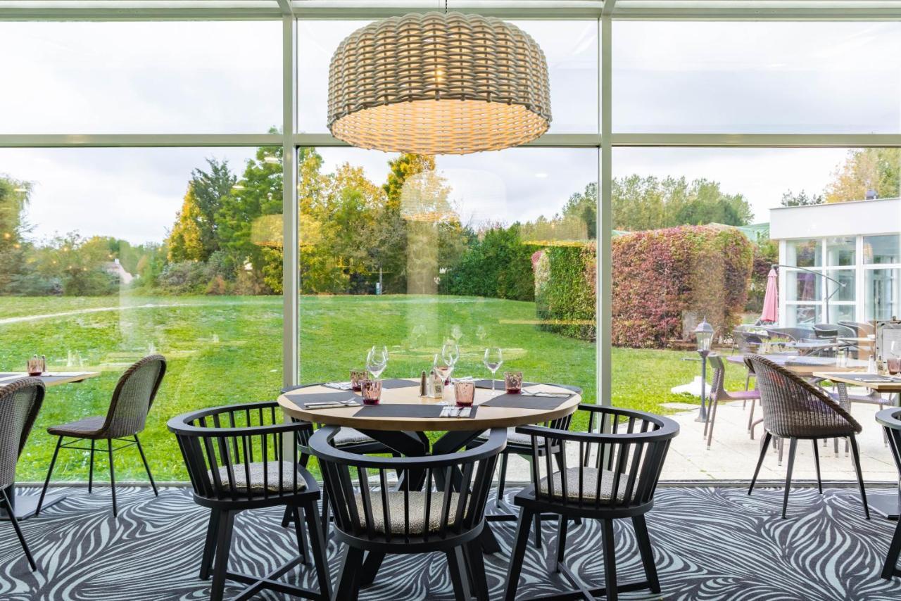Novotel Senart Golf De Greenparc Saint-Pierre-du-Perray Buitenkant foto